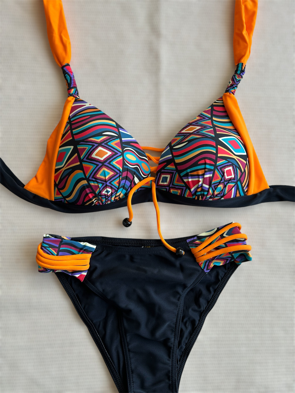Pyramid "Capri" bikini, Africa - Image 6
