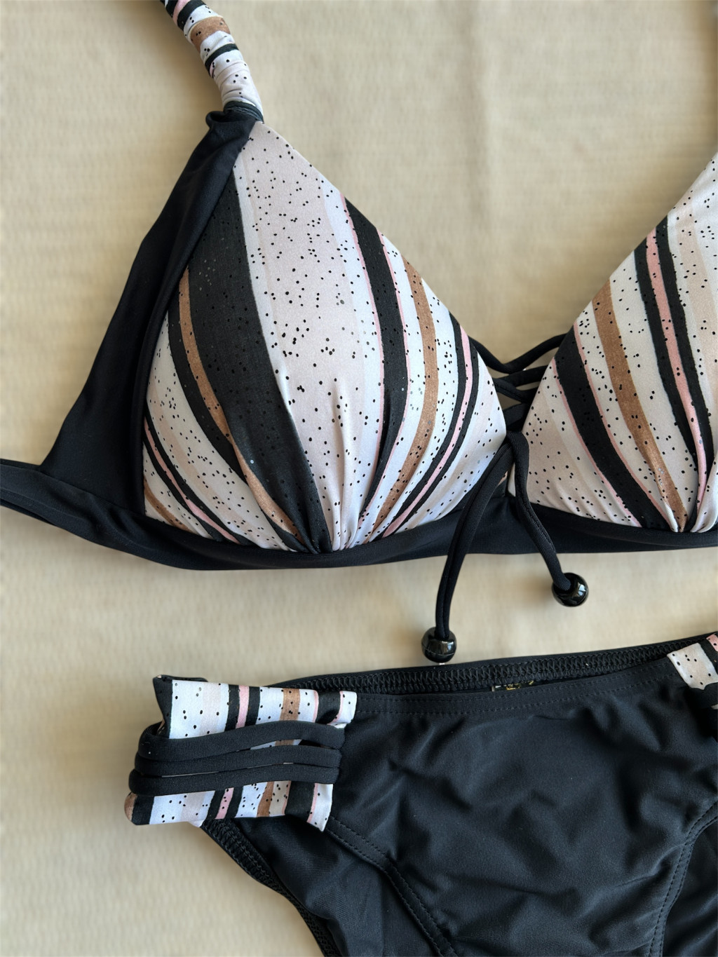 Pyramid "Capri" bikini, Sahara - Image 4